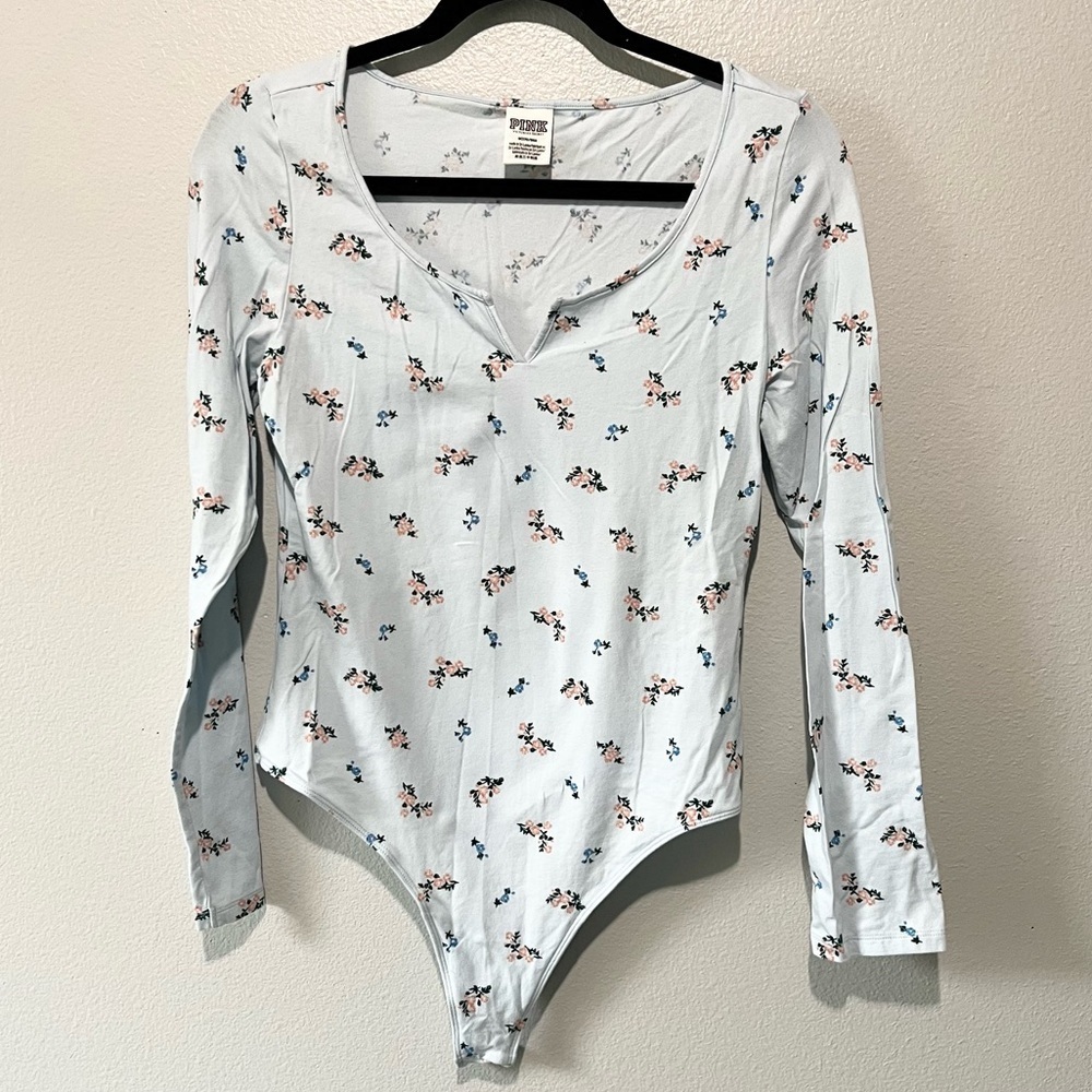 PINK-Long Sleeve Floral Light Blue Bodysuit Size M